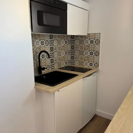 Апартаменти Confort-terrasse-parking-wifi-cap D'agde Агд